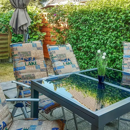 3 Bedroom In Seebad Ferienhaus *