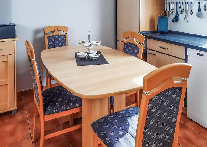 3 Bedroom In Seebad * Lubmin